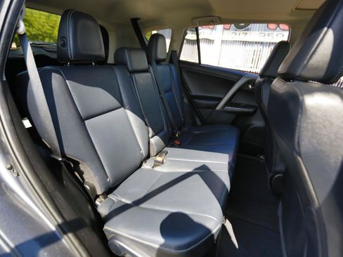 Used 2018 Toyota RAV4 Platinum w/ All Weather Liner Package AWD/4WD image 18