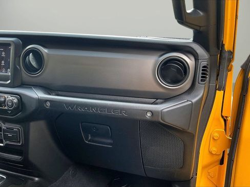 Used 2021 Jeep Wrangler Unlimited Sport AWD/4WD image 20