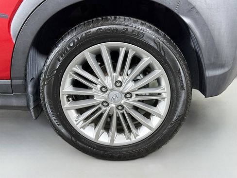 Used 2021 Hyundai Kona SEL FWD image 37