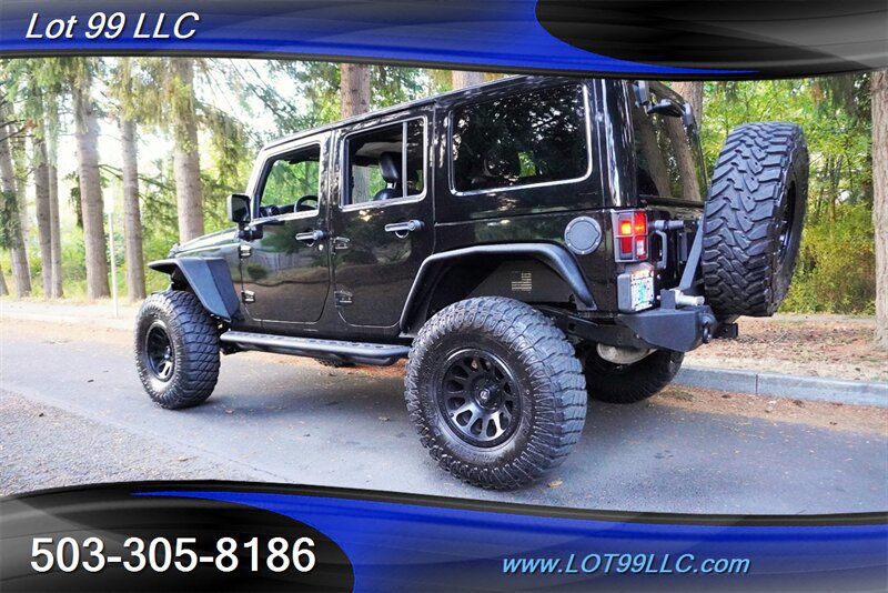 Used 2017 Jeep Wrangler Unlimited Sahara AWD/4WD image 11