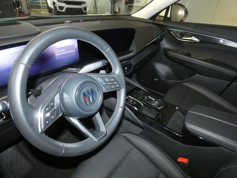 Used 2025 Buick Envision Preferred image 8