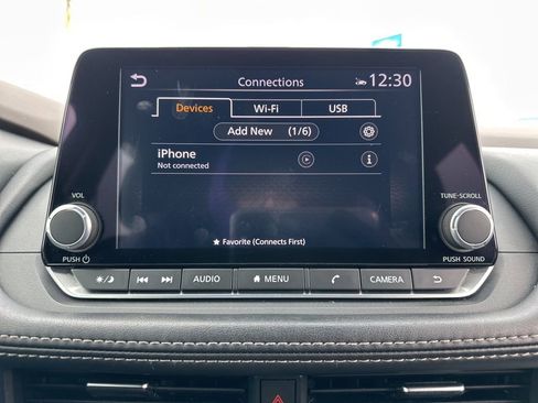 Used 2023 Nissan Rogue SV image 33