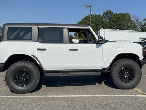 New 2025 Ford Bronco Raptor image 4