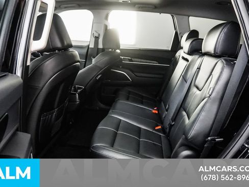 Used 2025 Kia Telluride EX image 17