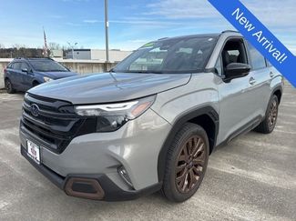 Used 2025 Subaru Forester Sport w/ Popular Package #1 video 3