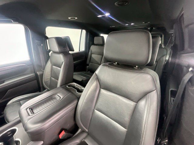 Used 2021 Chevrolet Suburban LT w/ Rear Media and Nav Package AWD/4WD image 4