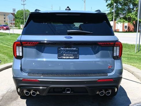 Used 2025 Ford Explorer ST AWD/4WD image 6