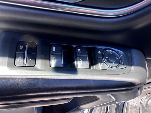 Used 2022 Chevrolet Tahoe High Country image 28