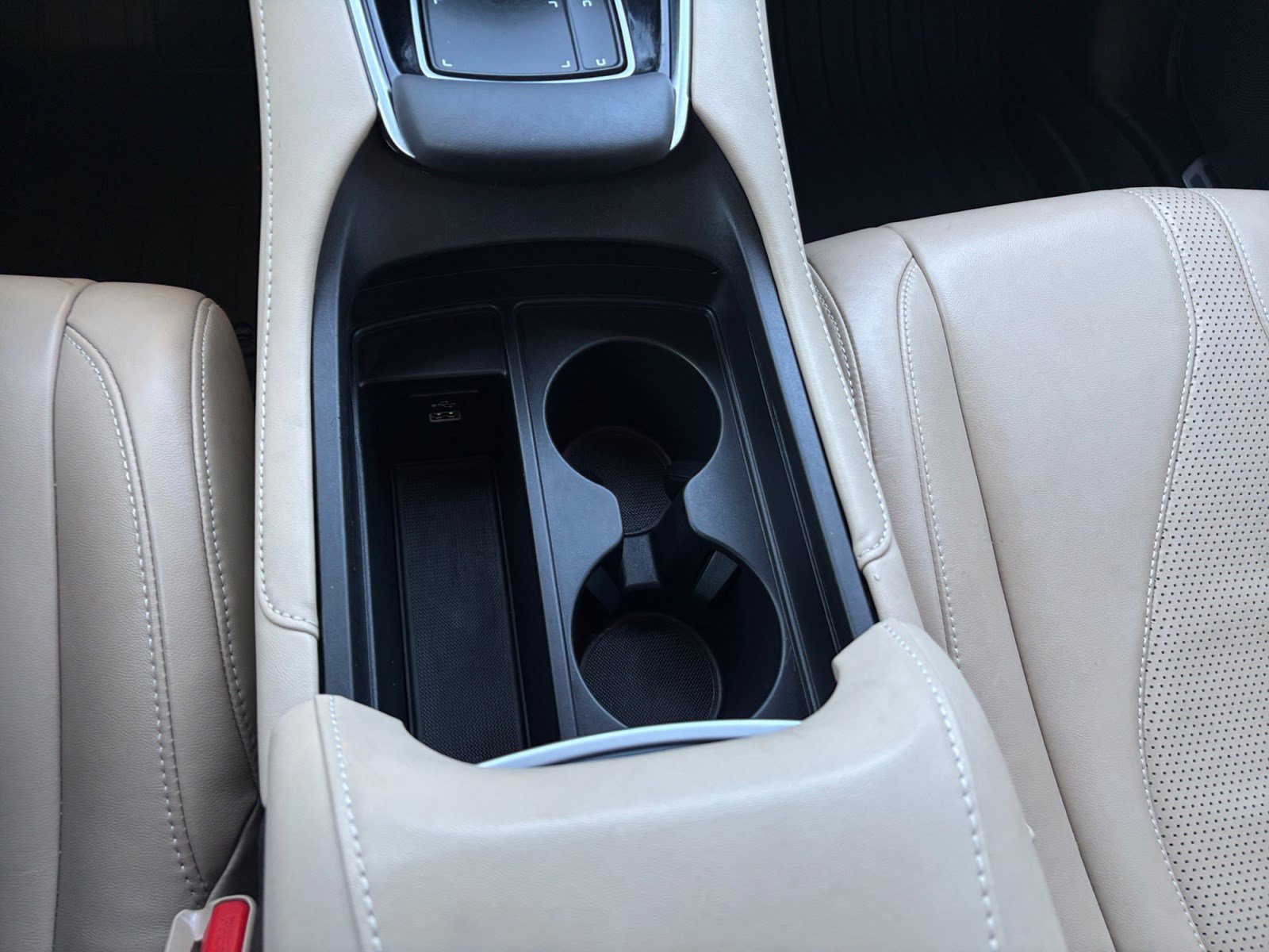 Used 2023 Acura RDX w/ Technology Package FWD image 16