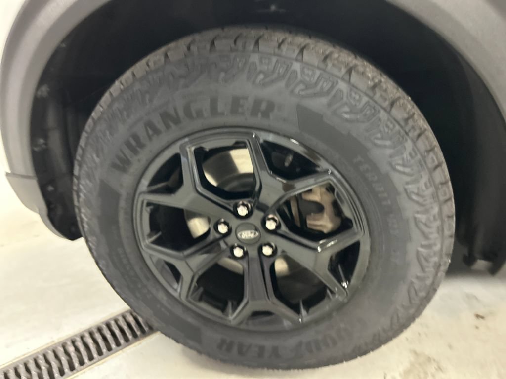 Used 2023 Ford Explorer Timberline AWD/4WD image 9