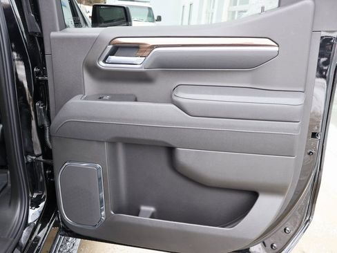 New 2026 Chevrolet Silverado 1500 LT Trail Boss w/ LT Trail Boss Premium Package AWD/4WD image 38