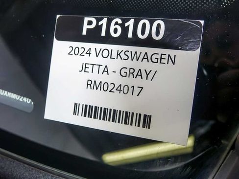 Used 2024 Volkswagen Jetta SE FWD image 33