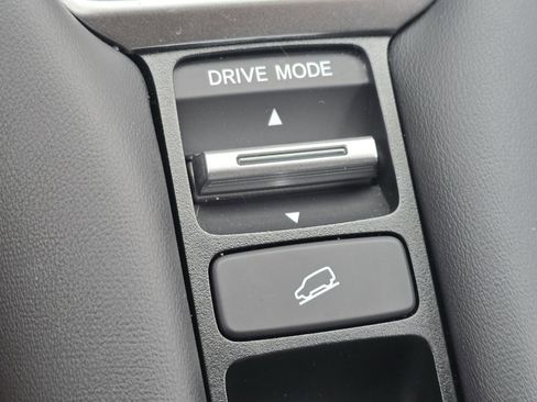 Used 2025 Honda HR-V Sport image 27