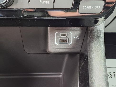 New 2025 Jeep Compass Latitude w/ Altitude Special Edition image 24