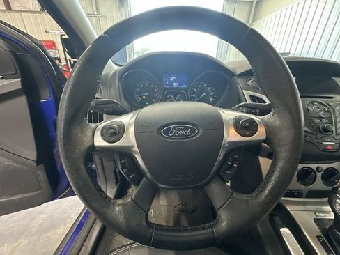 Used 2013 Ford Focus SE FWD image 15