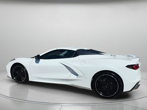 Used 2022 Chevrolet Corvette Stingray Premium Conv w/ Z51 Performance Package image 19