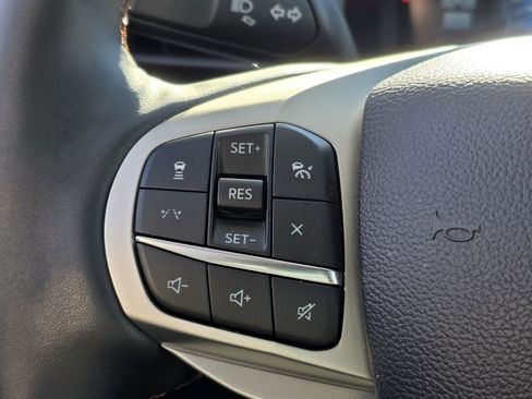 Used 2025 Ford Explorer Active image 19