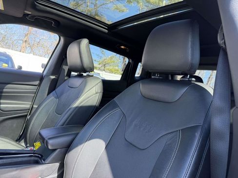 Used 2022 Jeep Compass High Altitude image 16