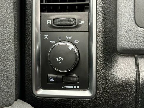 Used 2014 RAM 2500 SLT image 15