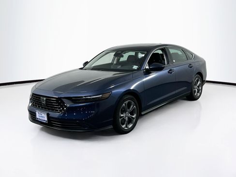 Used 2023 Honda Accord EX image 1