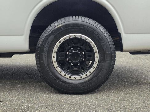 Used 2013 Chevrolet Express 2500 LT w/ LT Preferred Equipment Group image 25