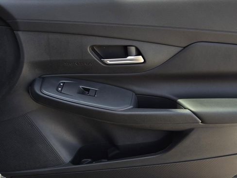 New 2026 Nissan Sentra SV w/ SV Convenience Package FWD image 8