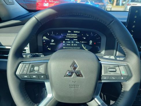 New 2026 Mitsubishi Outlander SEL FWD image 25