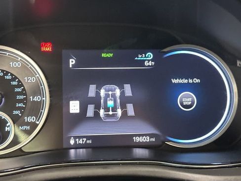 Used 2023 Genesis Electrified GV70 AWD/4WD image 18