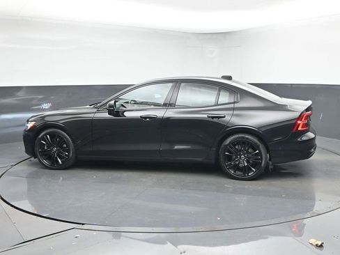 Used 2023 Volvo S60 B5 Plus w/ Climate Package image 5