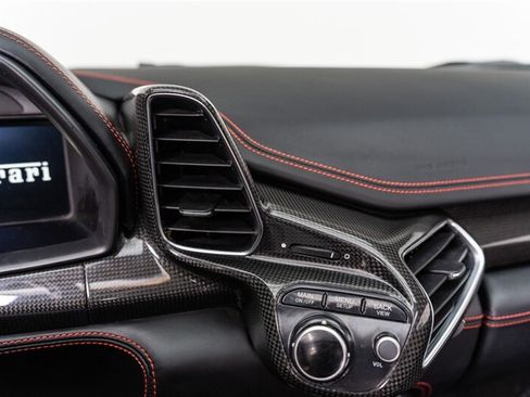 Used 2012 Ferrari 458 Spider RWD image 85