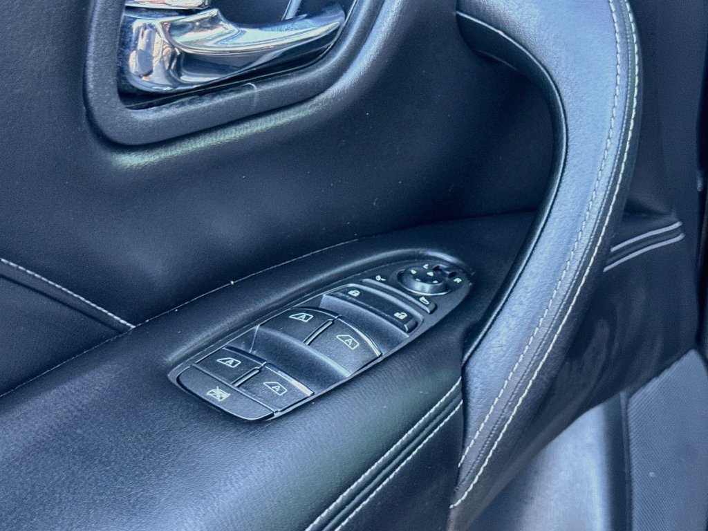 Used 2022 INFINITI QX80 Luxe w/ Cargo Package RWD image 18