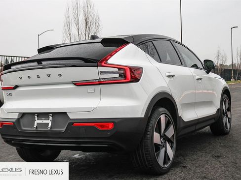 Used 2022 Volvo C40 P8 Recharge Ultimate image 6