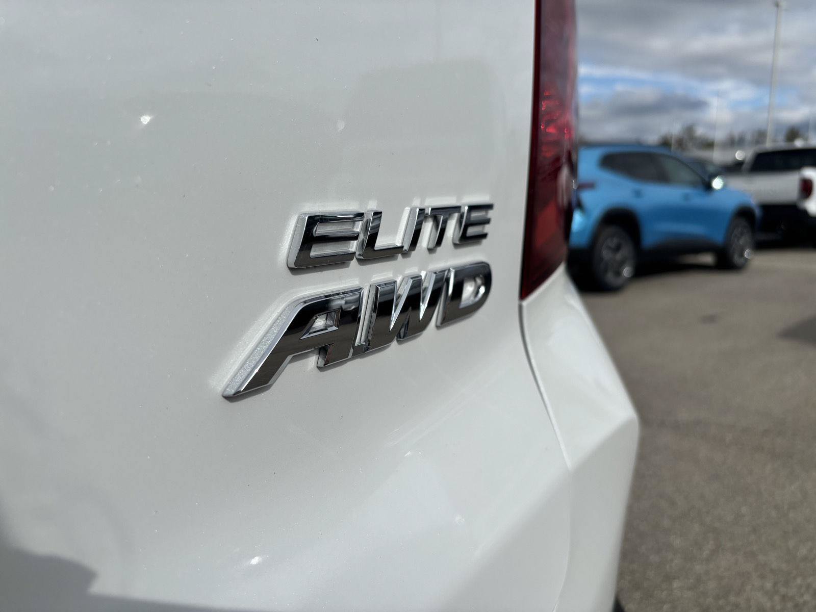 Used 2023 Honda Passport Elite image 10