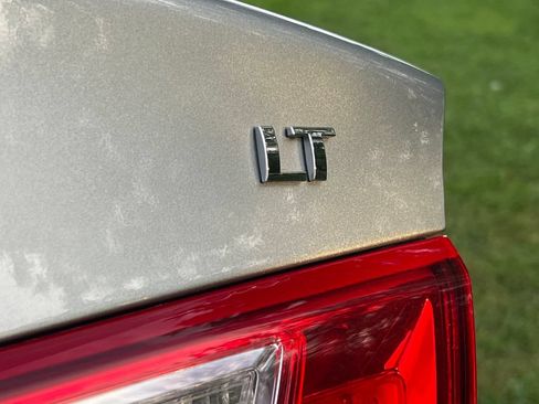 Used 2024 Chevrolet Malibu LT FWD image 15