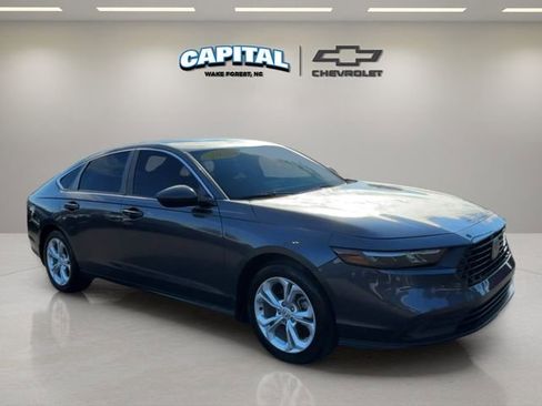 Used 2023 Honda Accord LX image 7