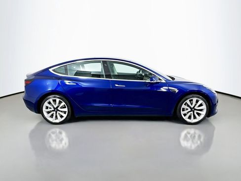 Used 2018 Tesla Model 3 Long Range RWD image 4