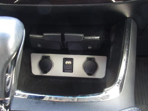 Used 2014 Toyota Avalon Limited FWD image 28