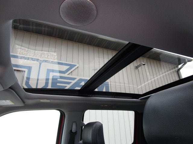 Used 2023 Ford F150 Lariat w/ Equipment Group 502A High AWD/4WD image 18