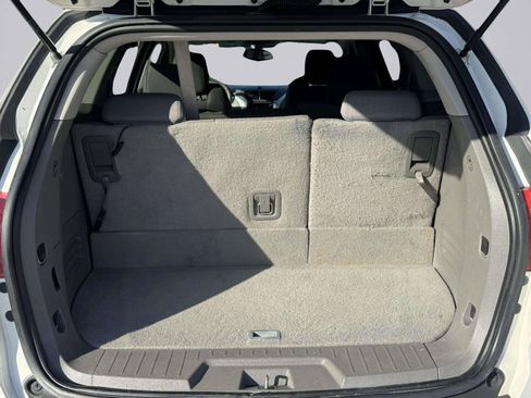 Used 2012 Chevrolet Traverse LS FWD image 55