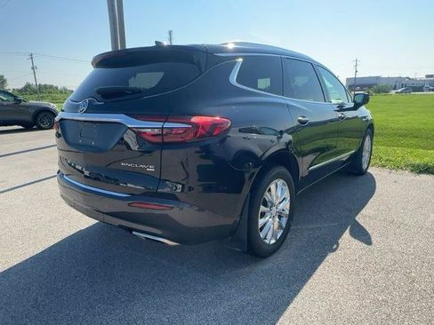 Used 2019 Buick Enclave Premium w/ Experience Buick Package AWD/4WD image 3