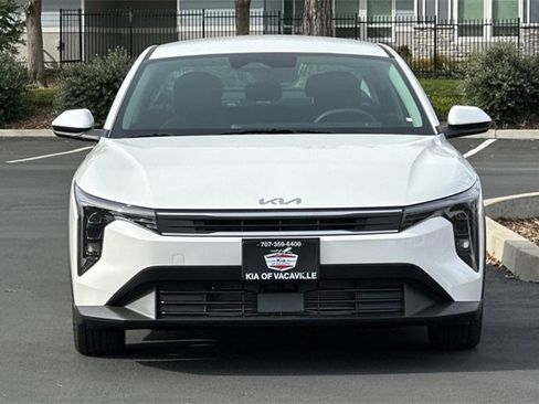 New 2026 Kia K4 LXS image 9