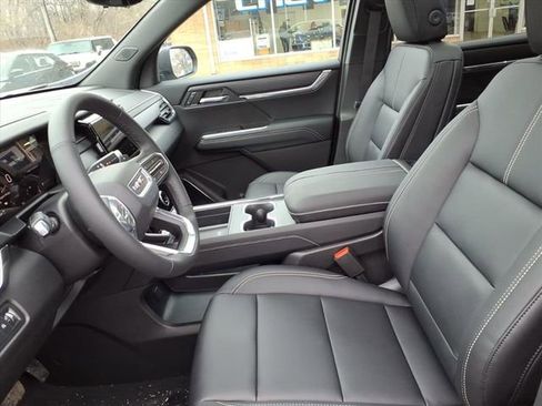 New 2026 GMC Acadia Elevation w/ Black Edition image 5