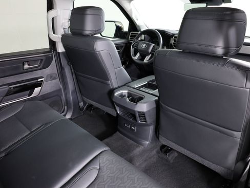 Used 2023 Toyota Tundra Limited AWD/4WD image 43