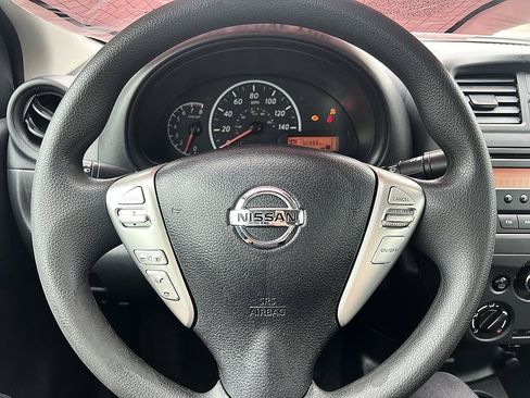 Used 2018 Nissan Versa S Plus FWD image 20