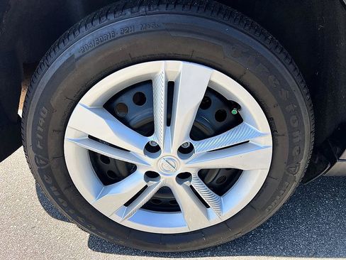 Certified 2025 Nissan Kicks Play S FWD image 11