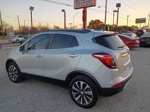 Used 2019 Buick Encore Essence image 11
