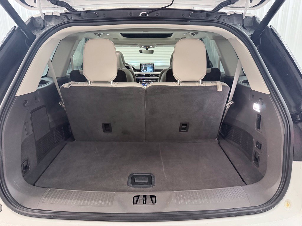 Used 2020 Lincoln Aviator Reserve w/ Equipment Group 202A AWD/4WD image 37