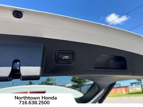 Used 2020 Kia Telluride SX w/ Towing Package AWD/4WD image 20