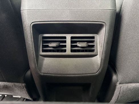 Used 2024 Chevrolet Colorado Trail Boss w/ Technology Package AWD/4WD image 34