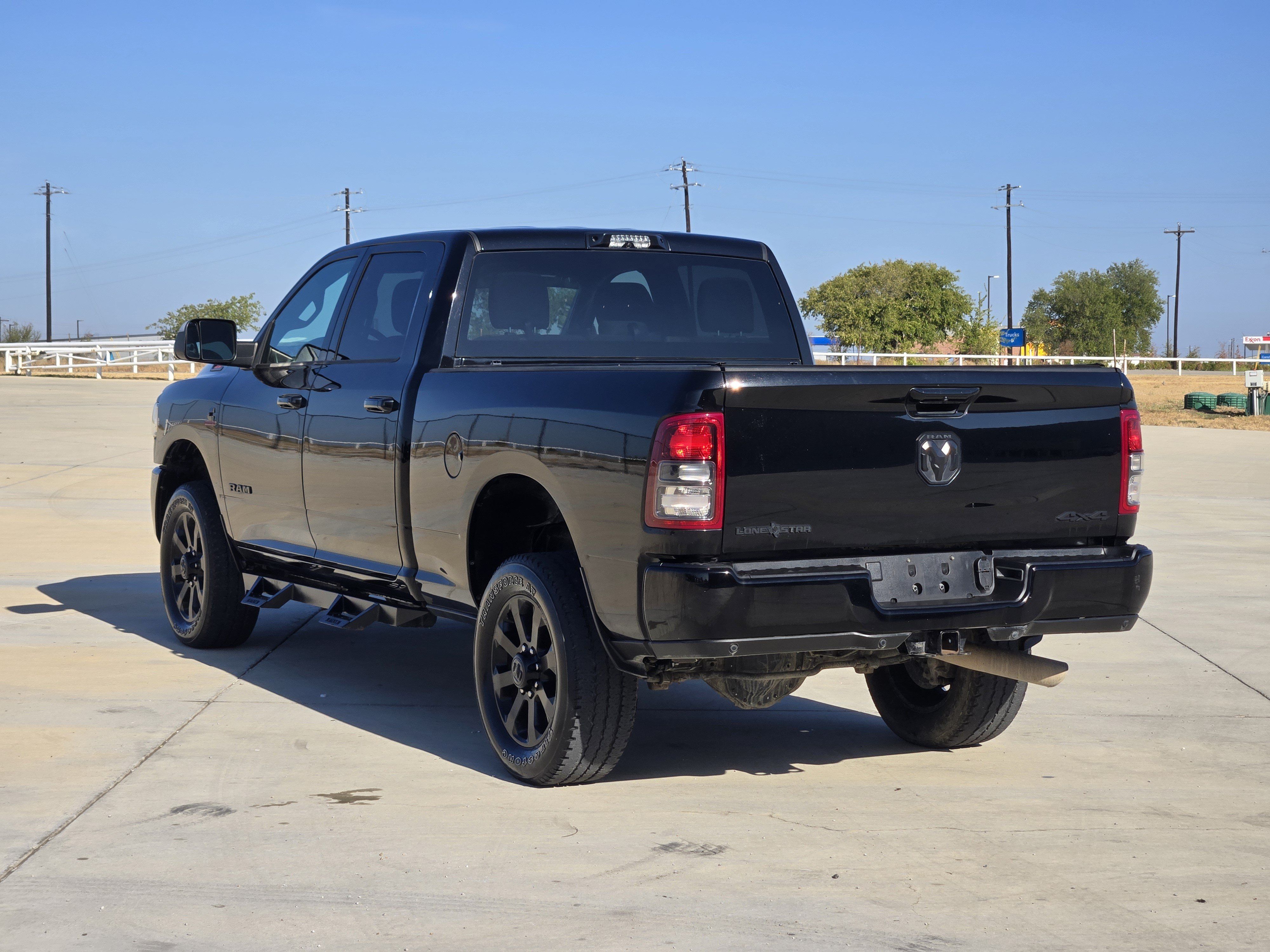 Used 2022 RAM 2500 Lone Star w/ Night Edition AWD/4WD image 5